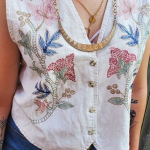 Classic flower vest